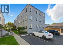 1759 KING Street E UnitNo. 33 - 12