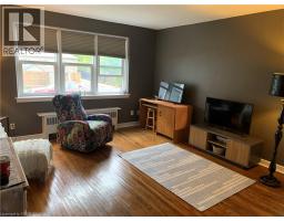 1759 KING Street E UnitNo. 33 - 5