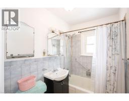 90 OSLER Drive - 21