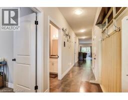 575 ALBERT Avenue N UnitNo. 8 - 3