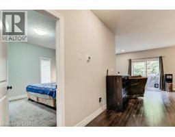 575 ALBERT Avenue N UnitNo. 8 - 8