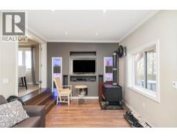 443 ELEVENTH Road E - 16