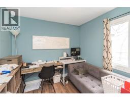 443 ELEVENTH Road E - 18