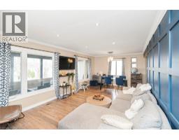 443 ELEVENTH Road E - 7