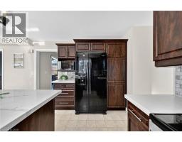8 TALBOT Road - 12