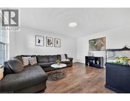 8 TALBOT Road - 22
