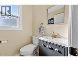 8 TALBOT Road - 24
