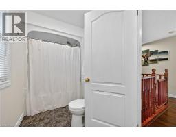 8 TALBOT Road - 31