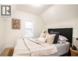 7 STAPLETON Avenue - 20