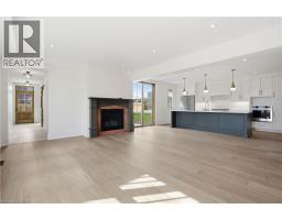 8946 CREDITVIEW Road - 16
