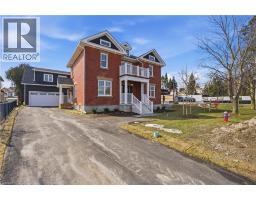 8946 CREDITVIEW Road - 2