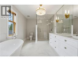 8946 CREDITVIEW Road - 21