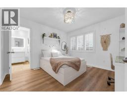 87 NEWCOMBE Road - 25