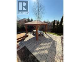 87 NEWCOMBE Road - 33