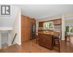 285 SURREY Drive - 14
