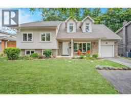285 SURREY Drive - 2