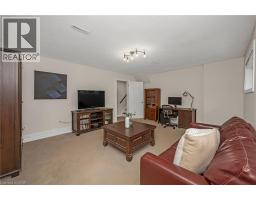 285 SURREY Drive - 20