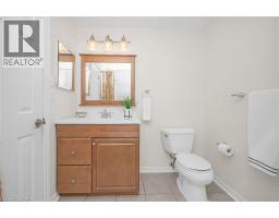 285 SURREY Drive - 27