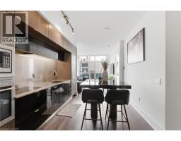 10 YORK Street UnitNo. 3807 - 3