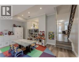209 PORTAGE Lane - 32