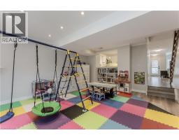 209 PORTAGE Lane - 34