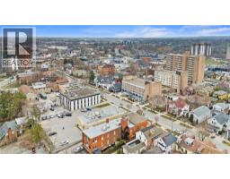 196 KING Street - 33