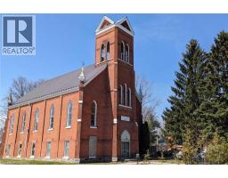 2048 ALBERT Street S - 1
