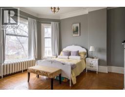 347 QUEEN Street S - 29