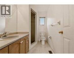 90 LYNNETTE Drive - 32