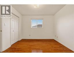 90 LYNNETTE Drive - 38