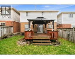 90 LYNNETTE Drive - 45