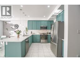 318 WALLACE Street - 8