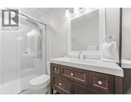 34 LORRAINE Crescent - 34