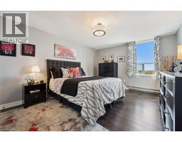 55 GREEN VALLEY Drive UnitNo. 1803 - 22