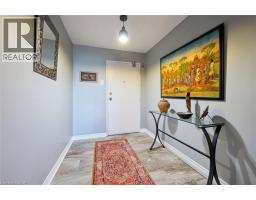 55 GREEN VALLEY Drive UnitNo. 1803 - 5