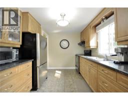 114 BAKERSFIELD Drive - 13