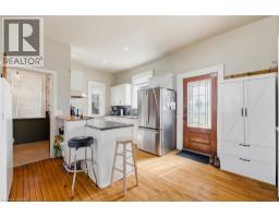 17 ALLAN Street W - 11