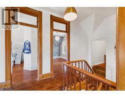 17 ALLAN Street W - 18