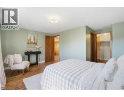 484 HUNTERSWOOD Court - 24