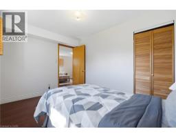 484 HUNTERSWOOD Court - 30