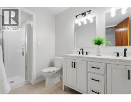 484 HUNTERSWOOD Court - 31