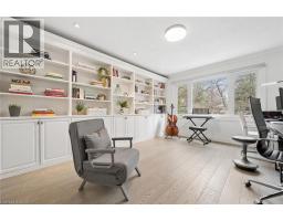 1194 QUEEN VICTORIA Avenue - 29