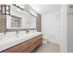 1194 QUEEN VICTORIA Avenue - 30