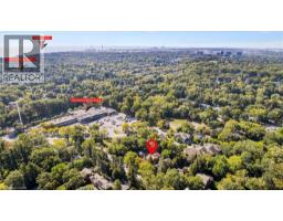 1194 QUEEN VICTORIA Avenue - 47