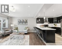 23 VALLEYBROOK Drive - 14