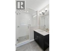 23 VALLEYBROOK Drive - 24