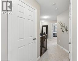 23 VALLEYBROOK Drive - 31