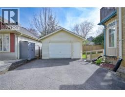 25 AHRENS Street W - 28