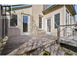 25 AHRENS Street W - 31