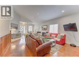 369 ZELLER Drive - 7